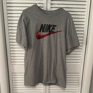 Nike Gray and Red Short Sleeve Tee